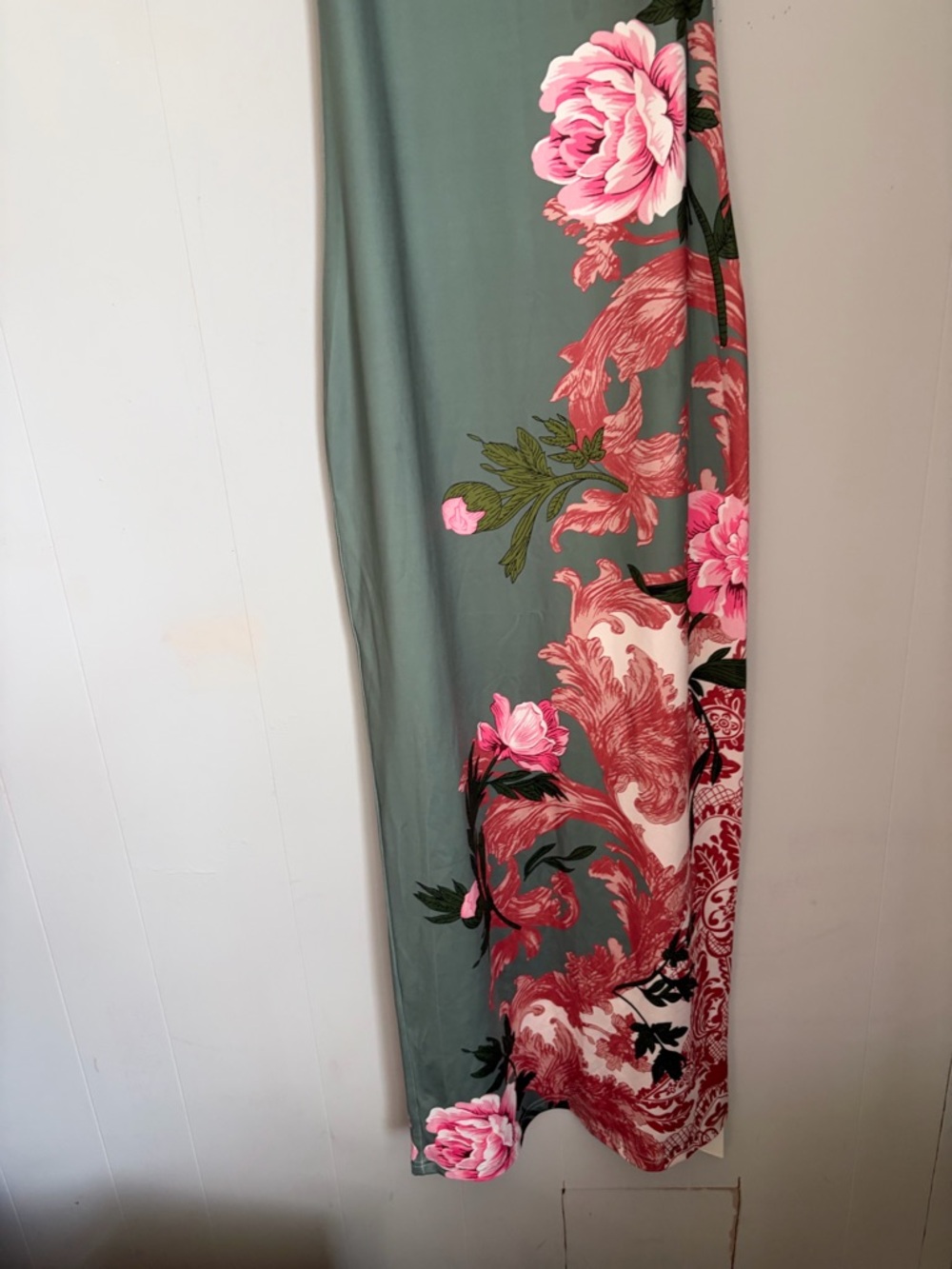 Commense Sage Green Maxi Dress with Pink Floral Detail - Picture 4 of 7